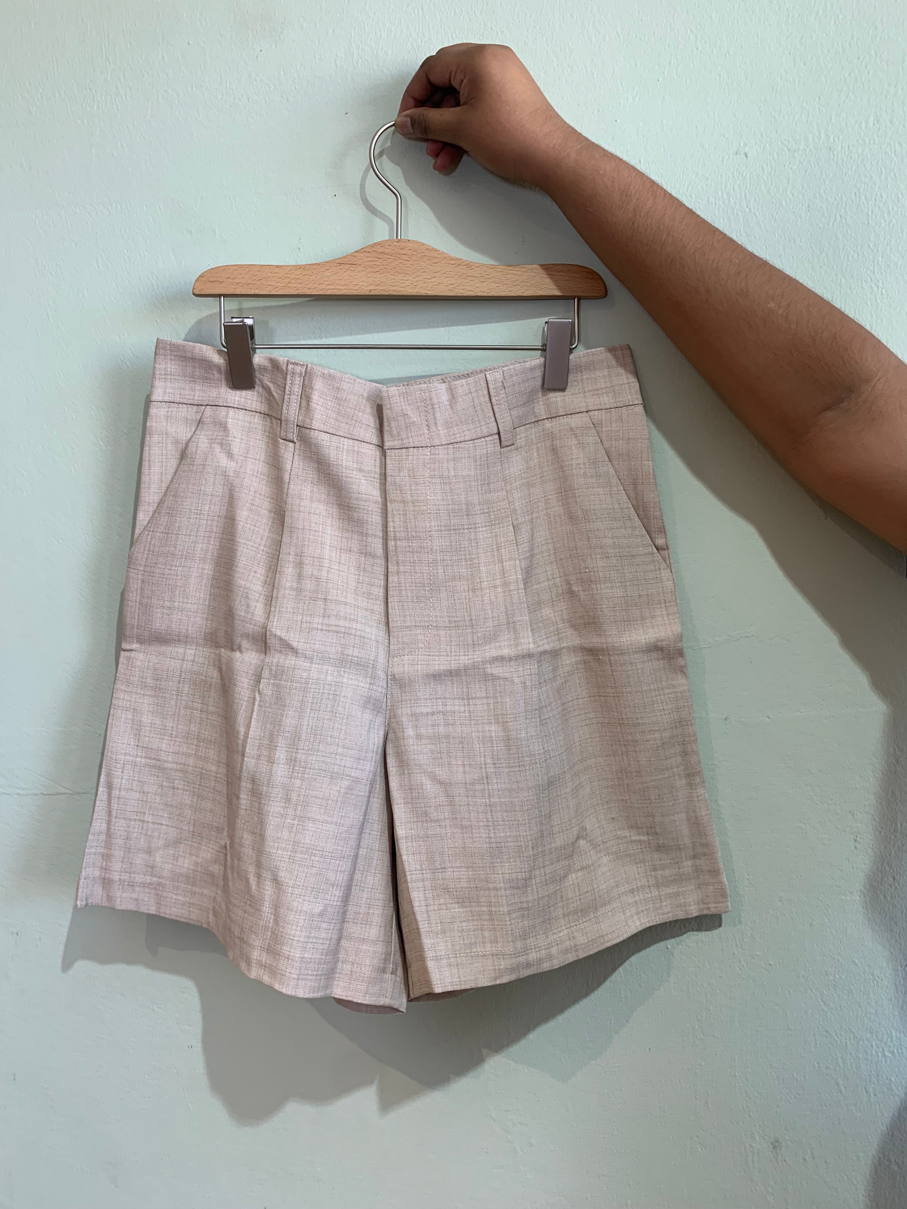 Chic Shorts
