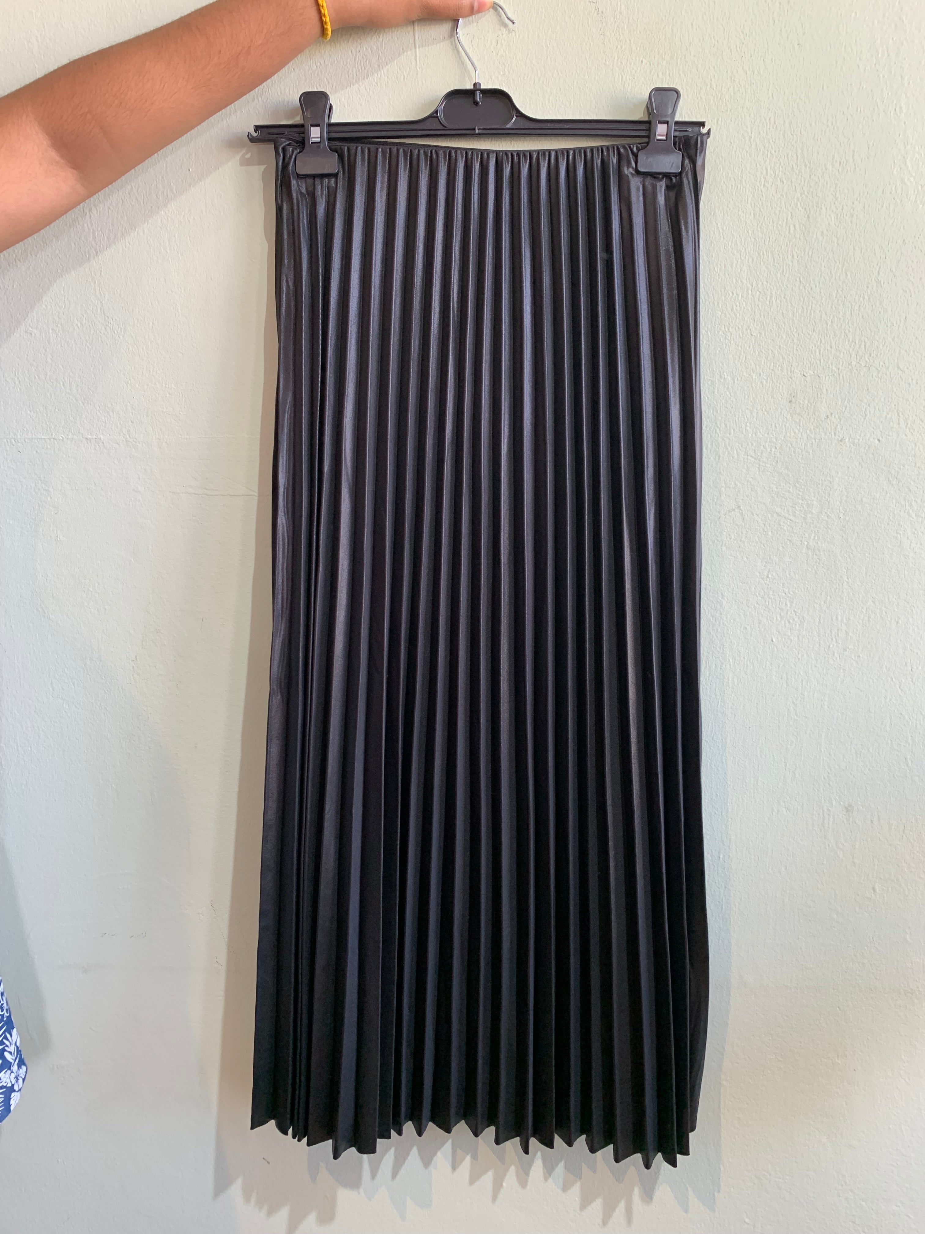 Sheen Pleated Skirt
