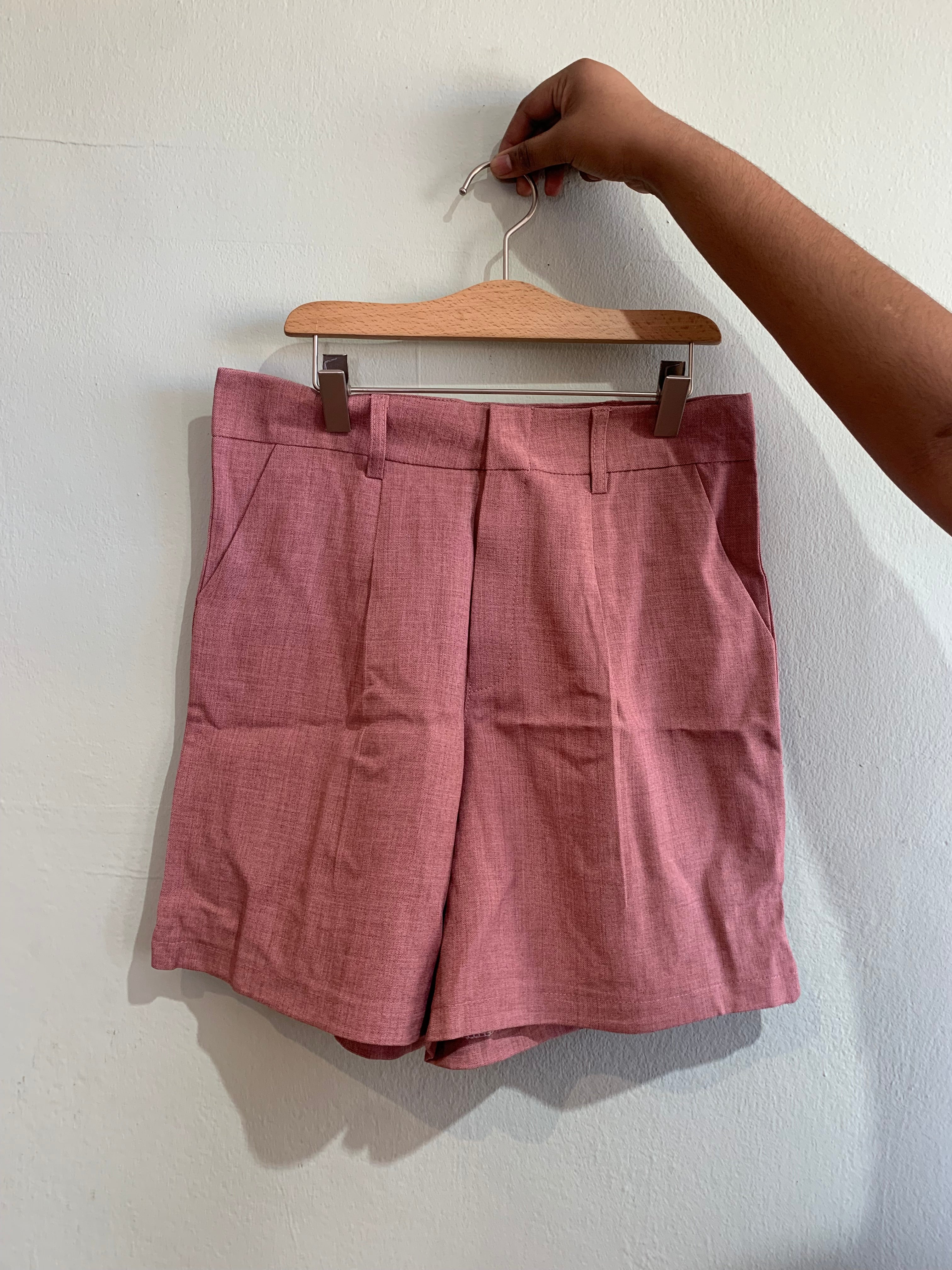 Chic Shorts