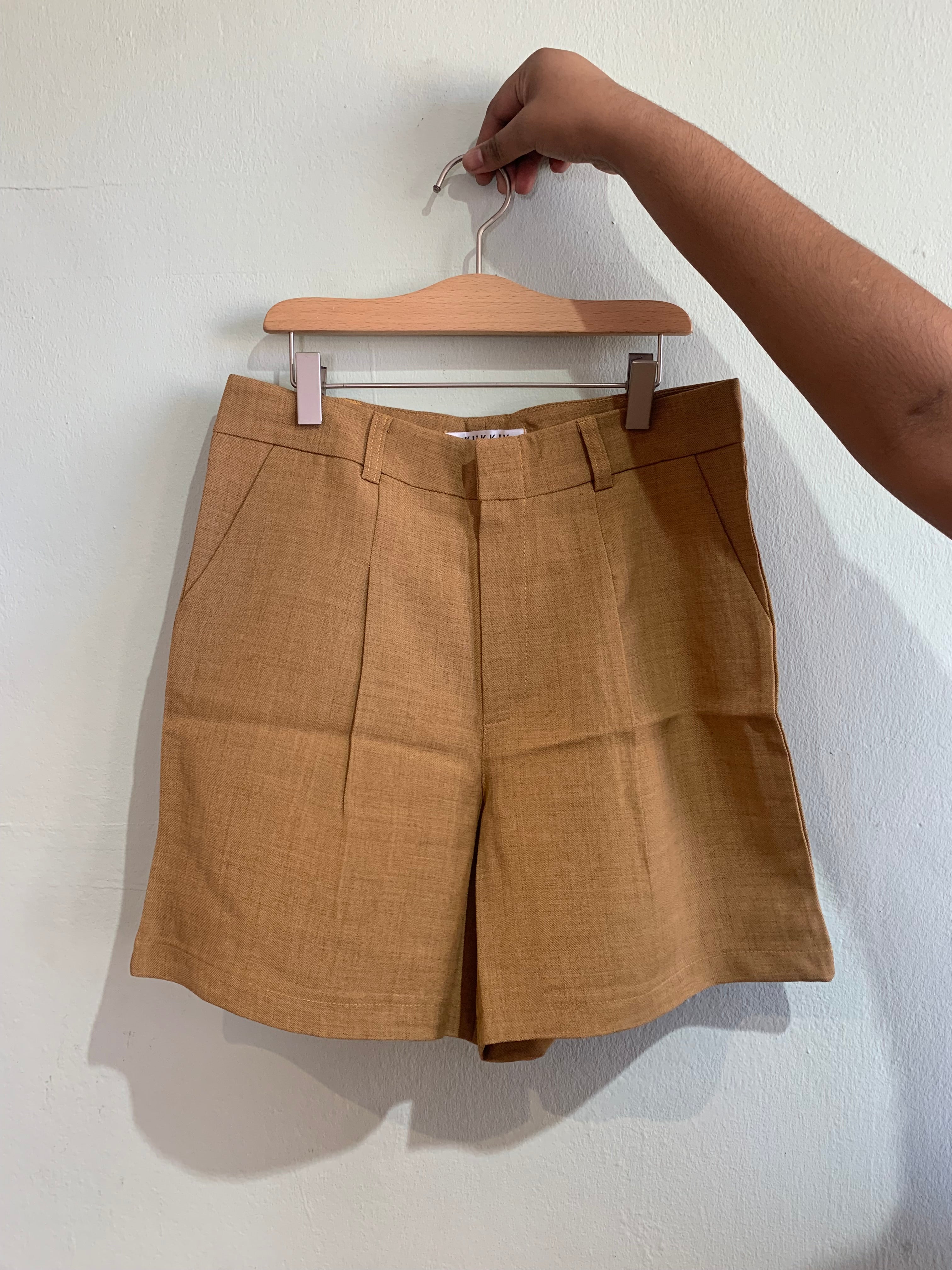 Chic Shorts