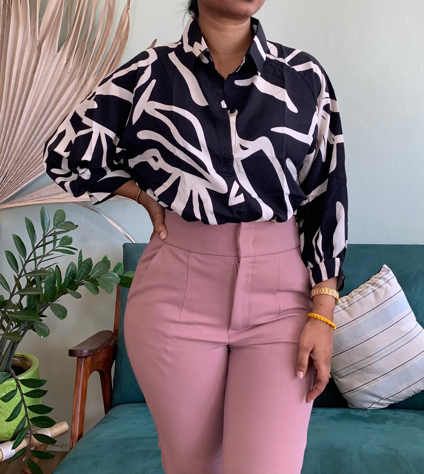 Abstract blouse long sleeves