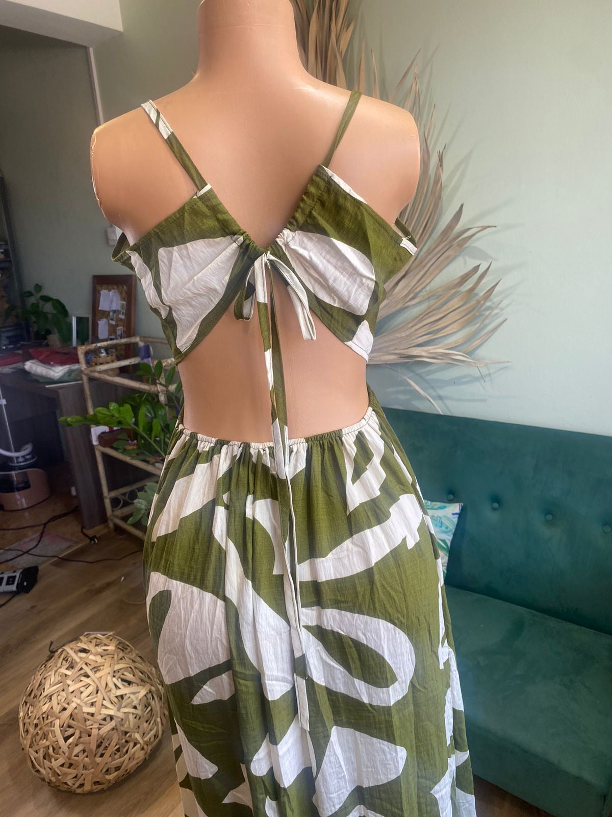 Backless maxi dress