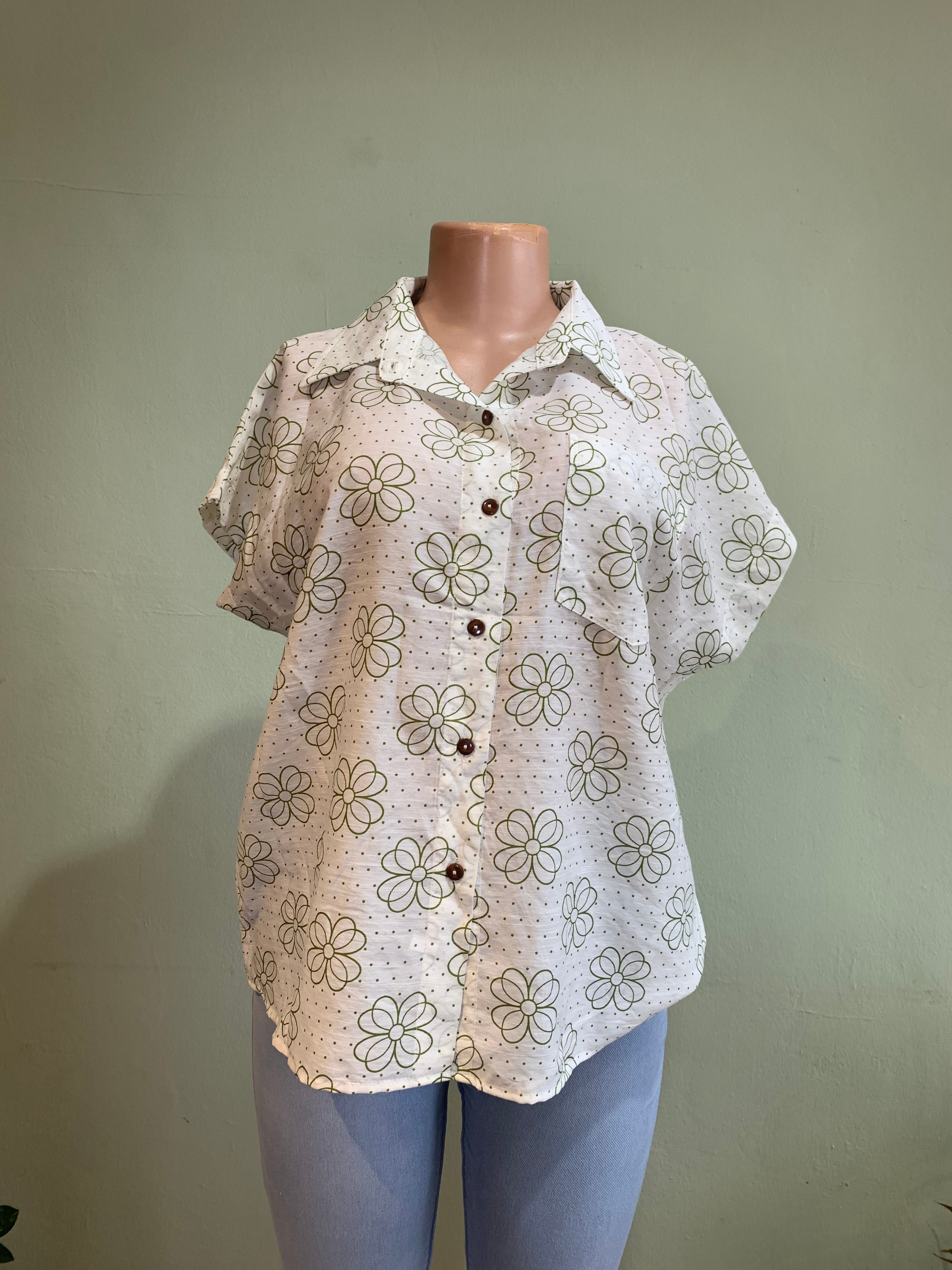 Blouse - floral polka