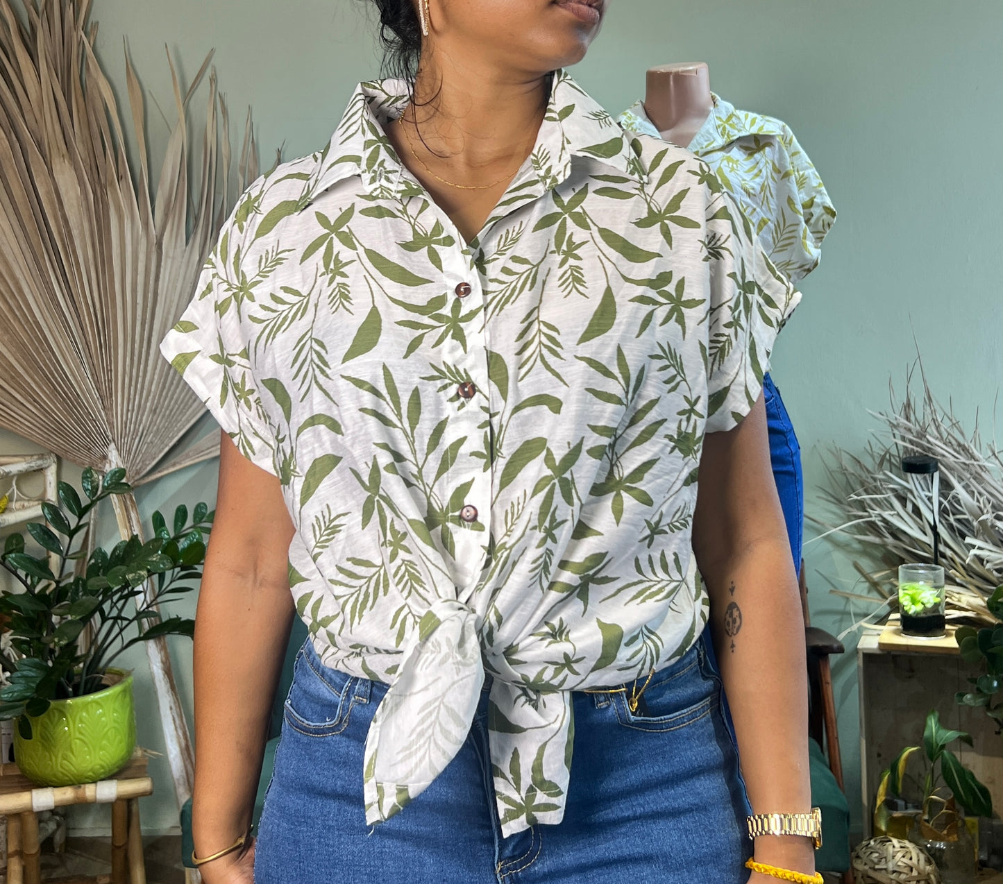 Tropical short sleeves blouse