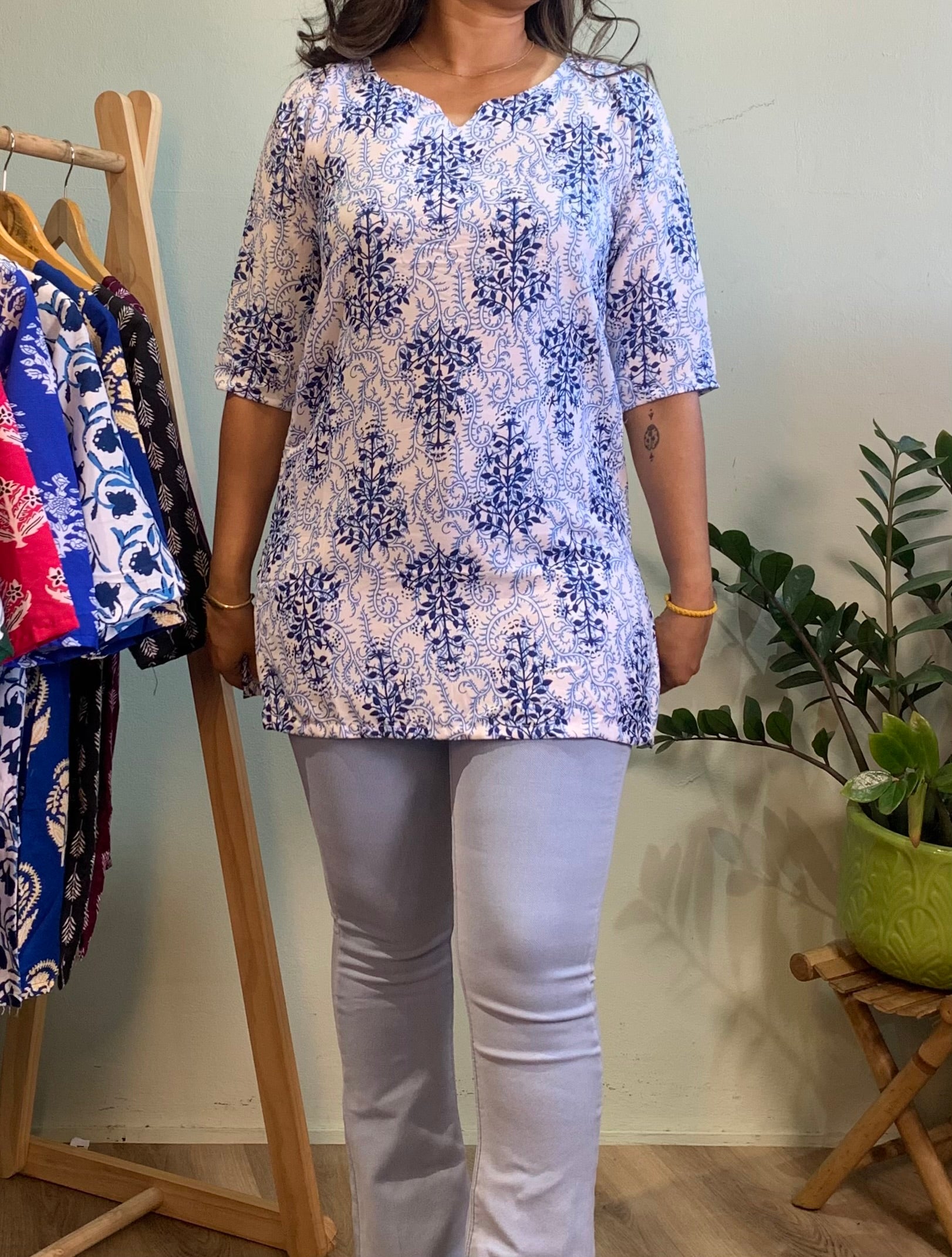 Short Kurti