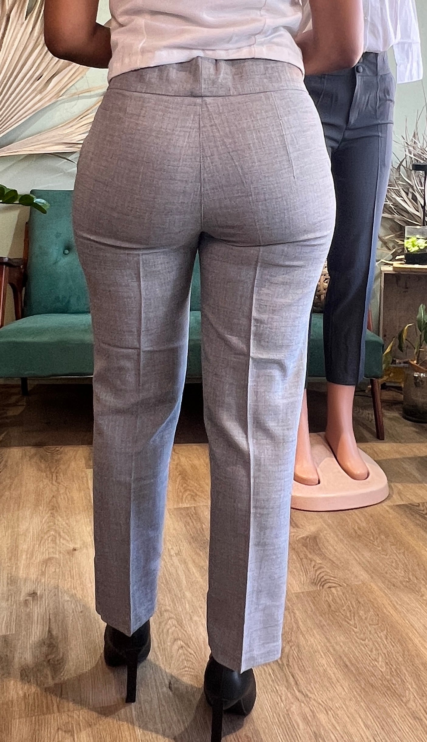 Slim pants