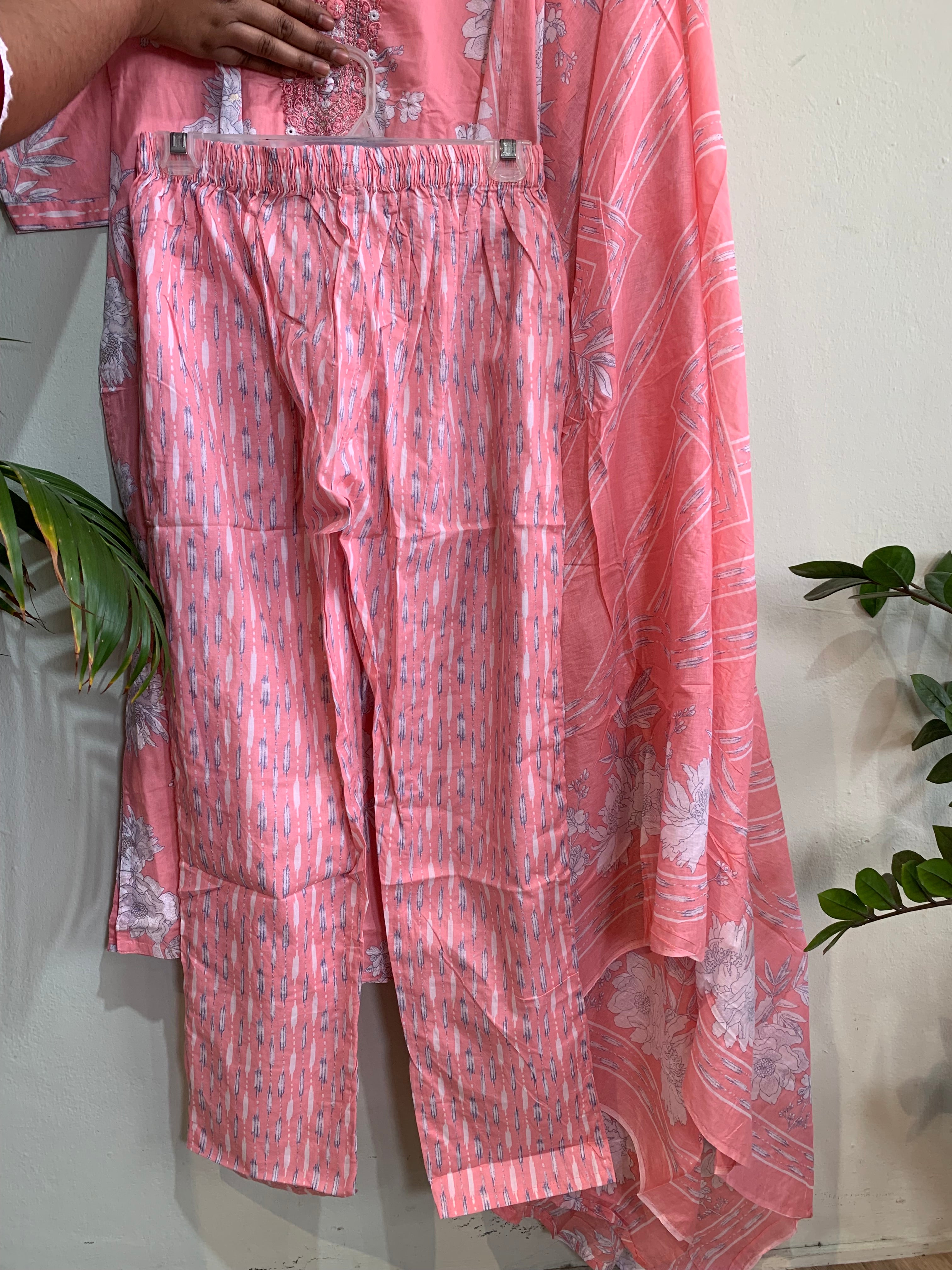 Leafy Churidar Set