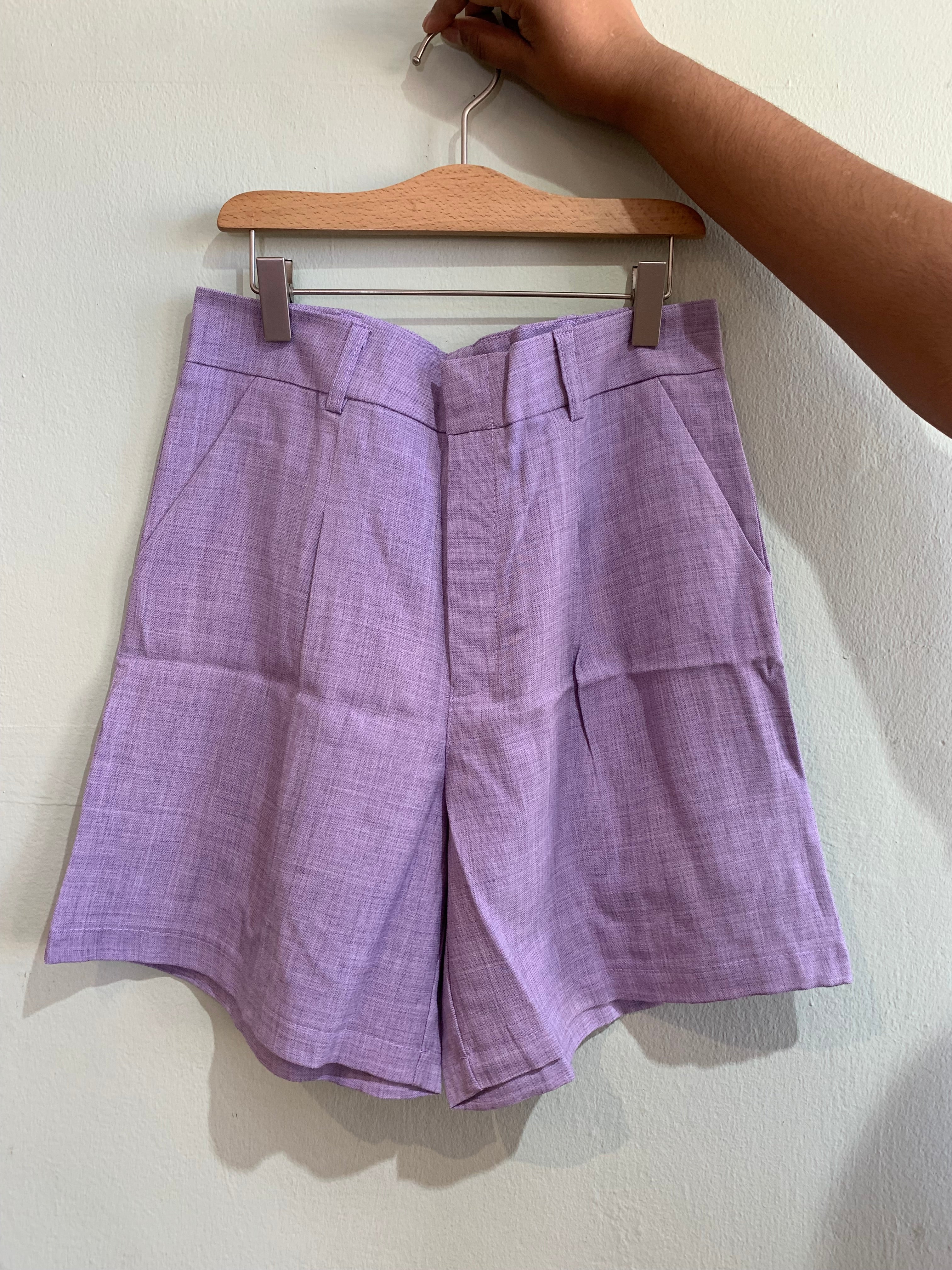 Chic Shorts