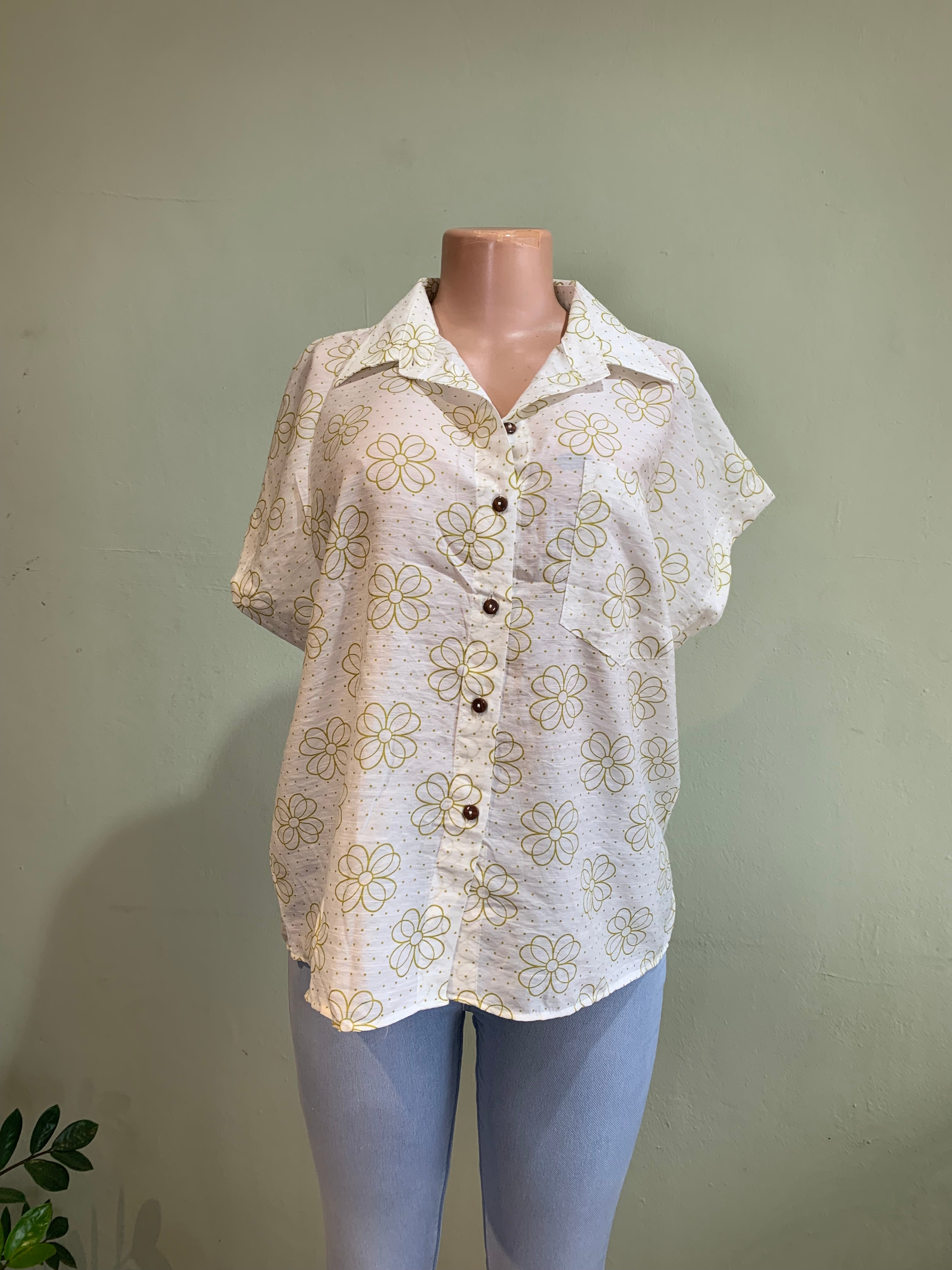 Blouse - floral polka