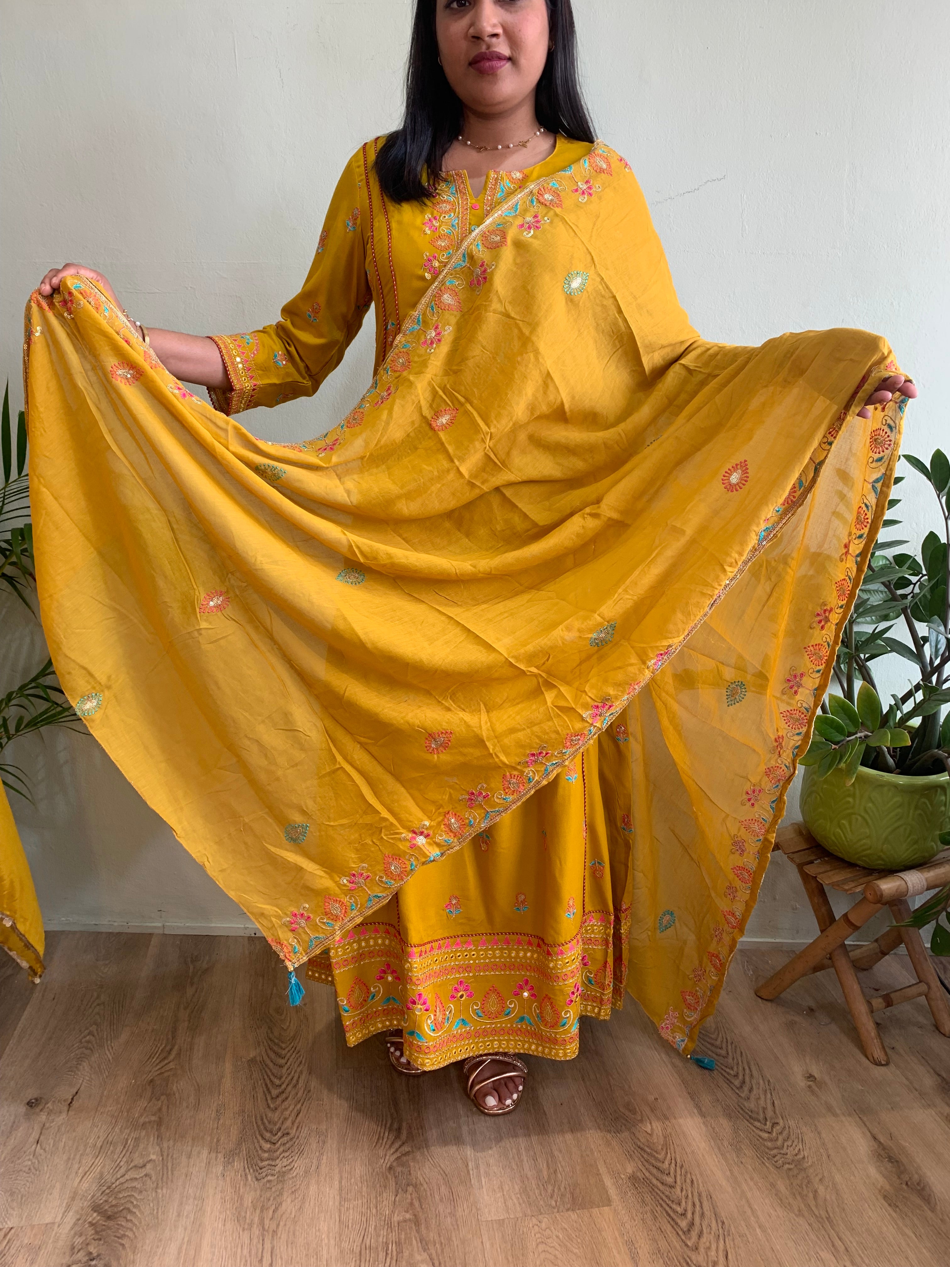 Deep Churidar set