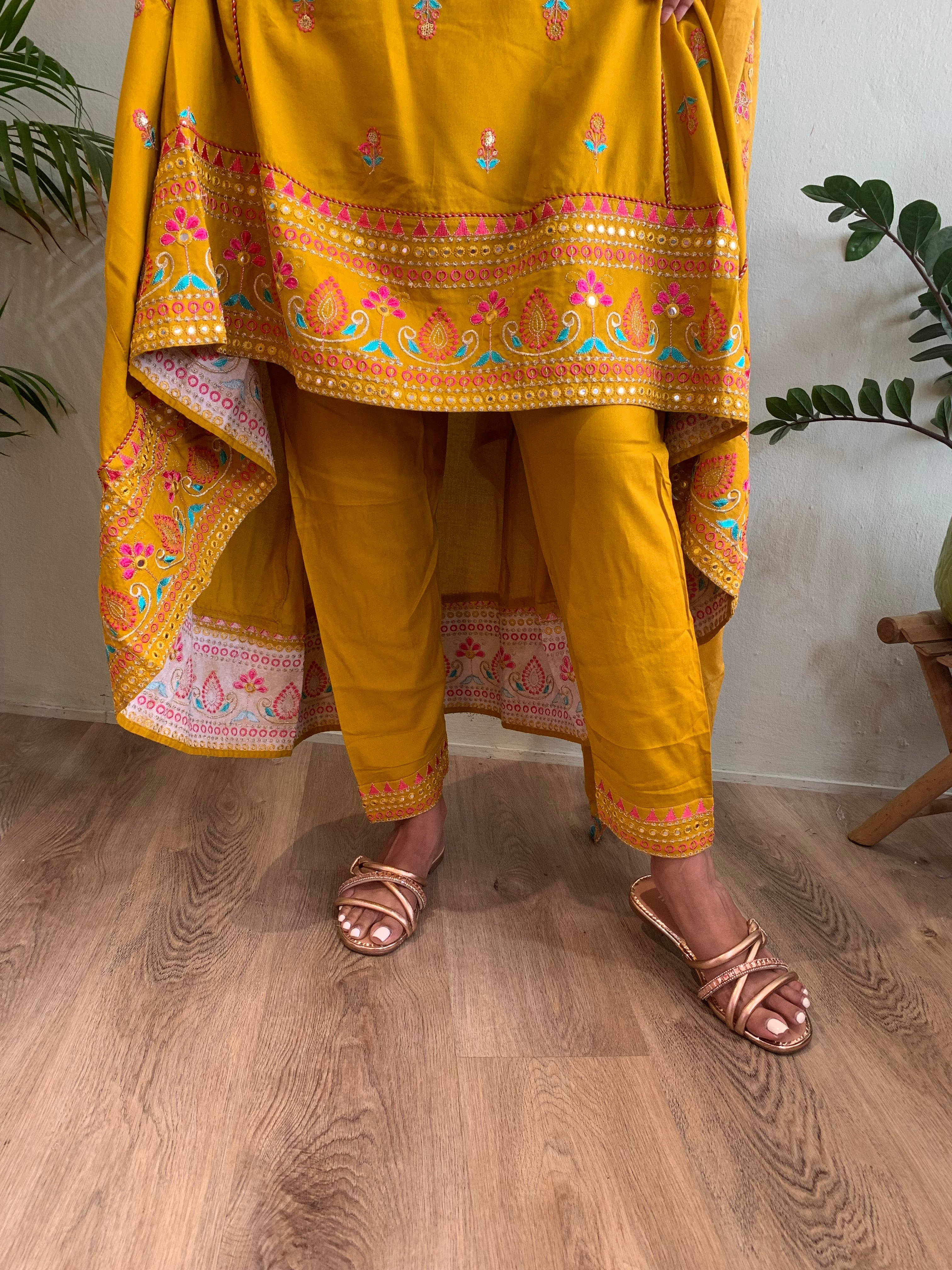 Deep Churidar set
