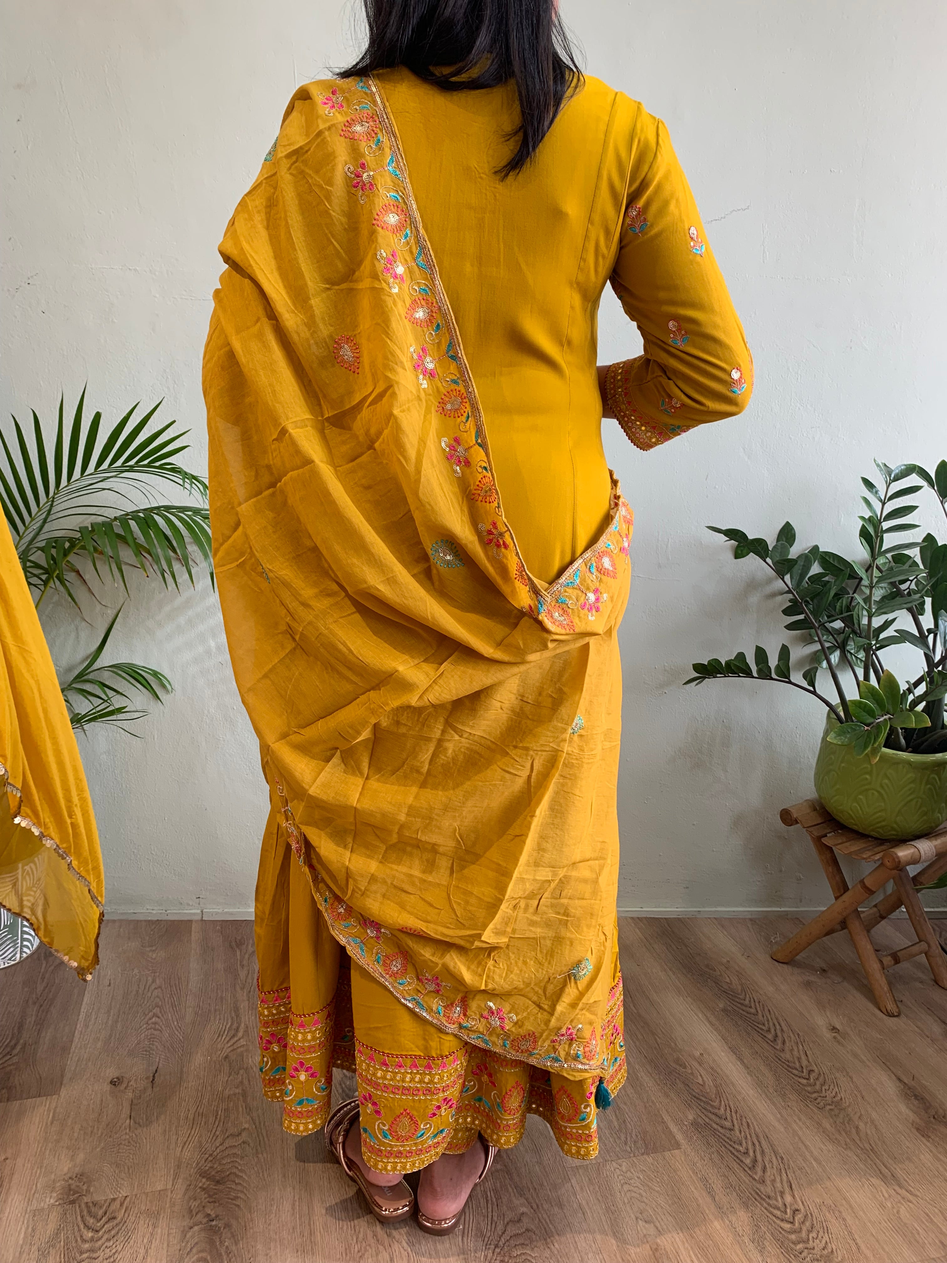 Deep Churidar set